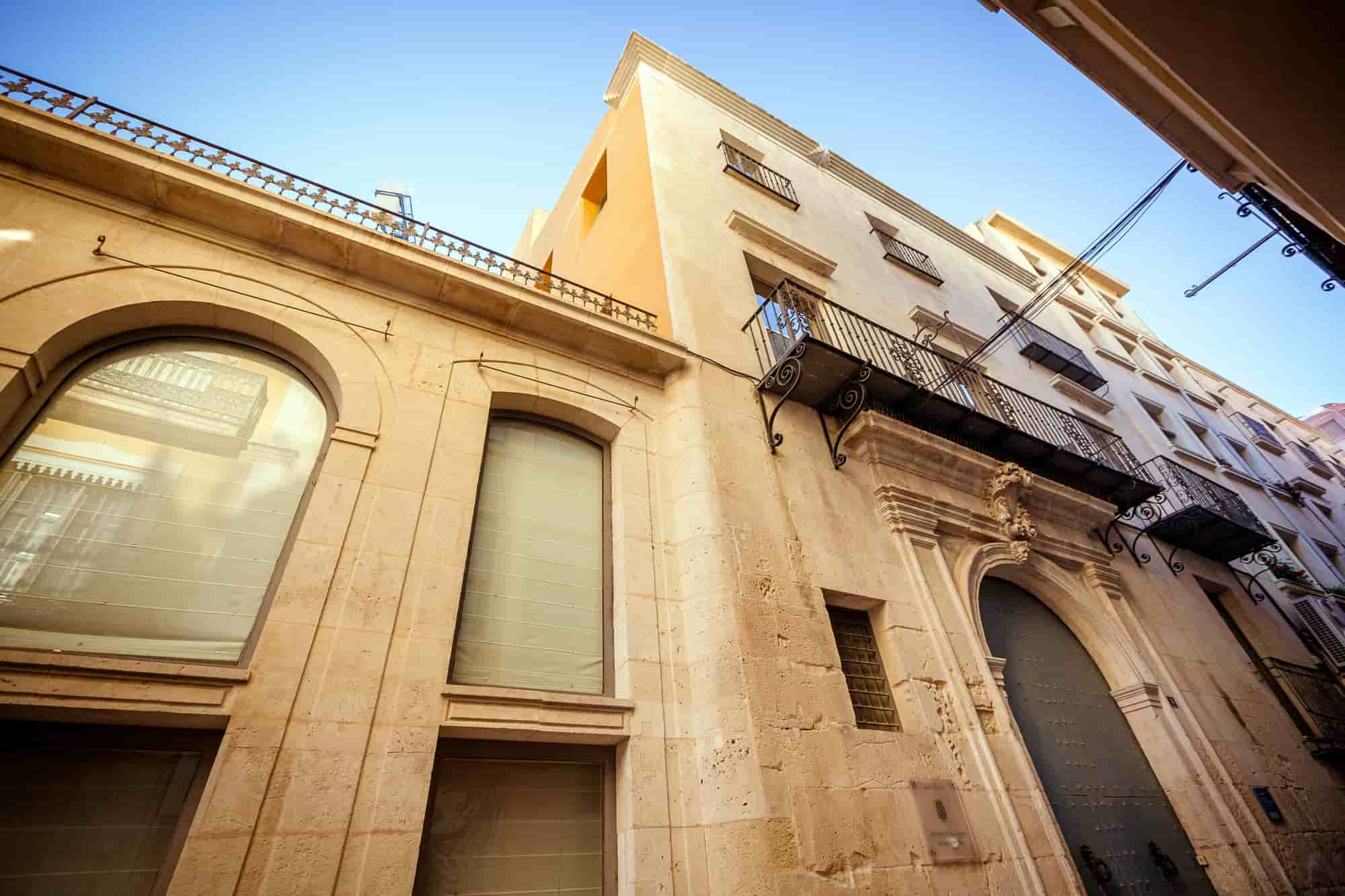 Restauración de Patrimonio histórico de la;CIUDAD DE ALICANTE 